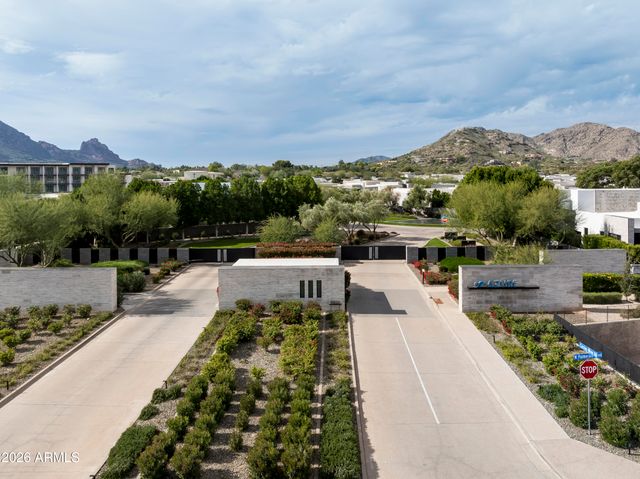 6917 E CACTUS WREN Road, Paradise Valley, AZ 85253