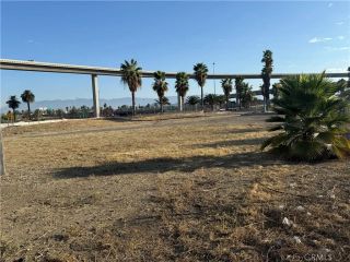 2200 E La Cadena, Riverside, CA 92507