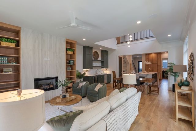 1616 7th Ave, N, Nashville, TN 37208