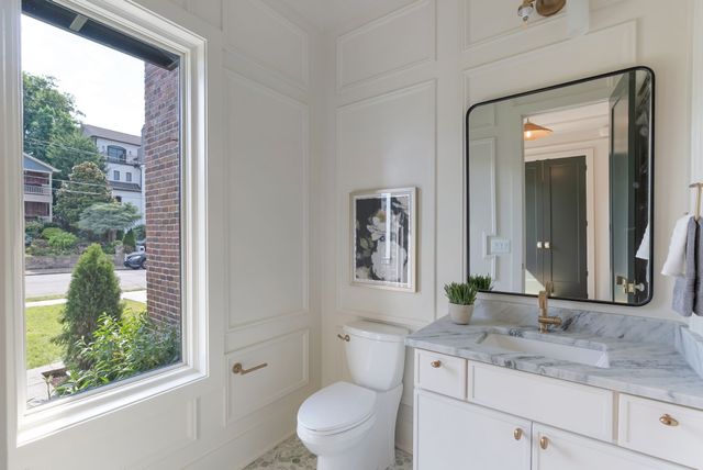 1616 7th Ave, N, Nashville, TN 37208