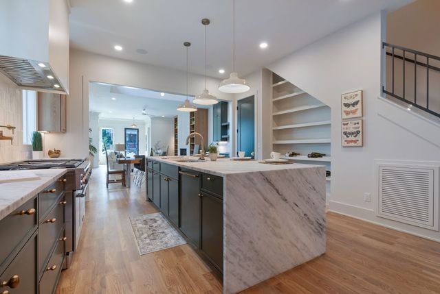 1616 7th Ave, N, Nashville, TN 37208