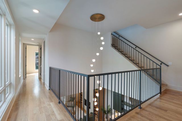 1616 7th Ave, N, Nashville, TN 37208