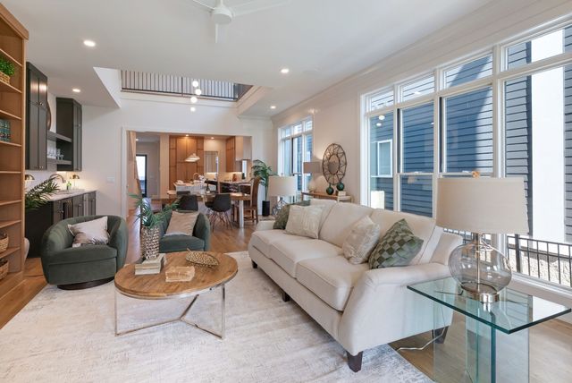 1616 7th Ave, N, Nashville, TN 37208