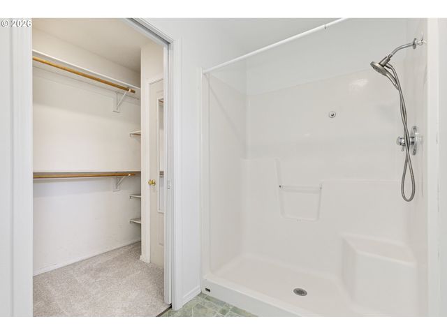10418 CHAMPOEG Rd, Aurora, OR 97002