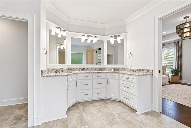 8700 Crest Lane, Springdale, AR 72762