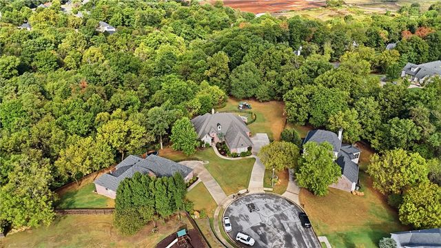 8700 Crest Lane, Springdale, AR 72762