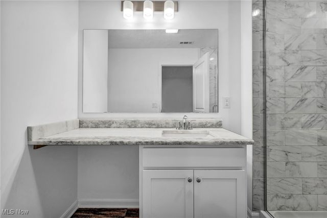 492 Douglas Street, Akron, OH 44307