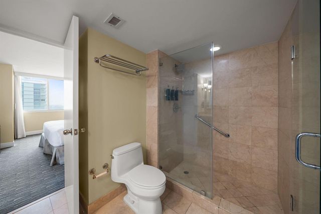 2670 E Sunrise Boulevard 1201, Fort Lauderdale, FL 33304