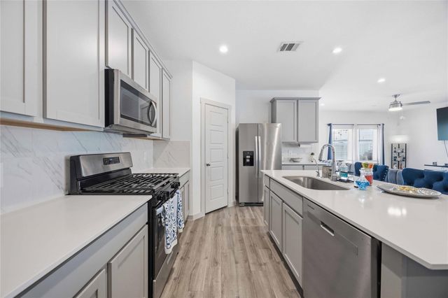 7835 Sleek Flock Lane, Rosharon, TX 77583