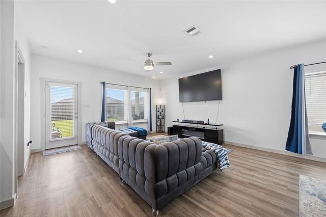 7835 Sleek Flock Lane, Rosharon, TX 77583
