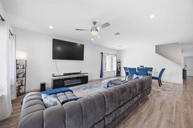 7835 Sleek Flock Lane, Rosharon, TX 77583