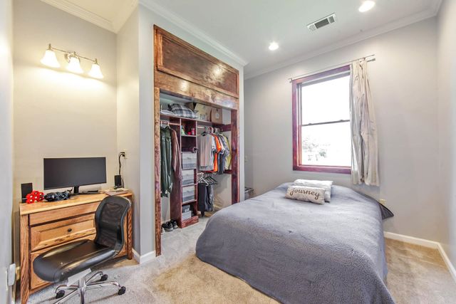 1705 Bayou Black Dr, Houma, LA 70360