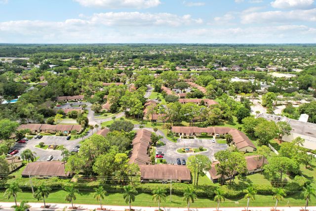 205 STAR CLUSTERS Court, Royal Palm Beach, FL 33411