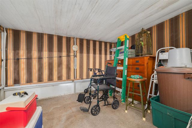 1401 CARA DRIVE 1401, Largo, FL 33771