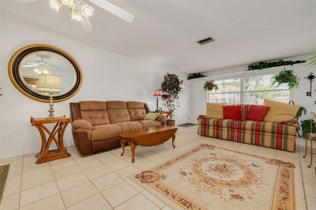1401 CARA DRIVE 1401, Largo, FL 33771