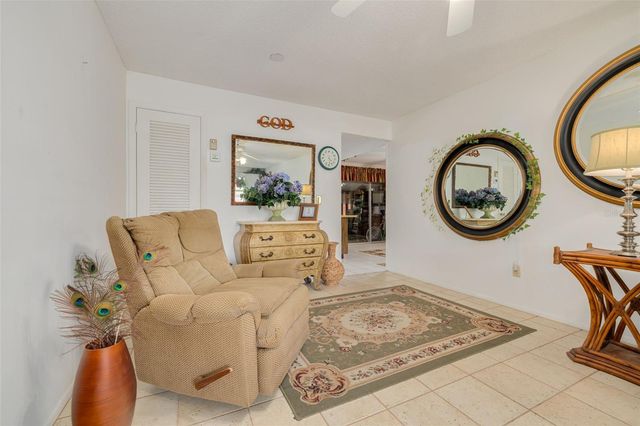 1401 CARA DRIVE 1401, Largo, FL 33771