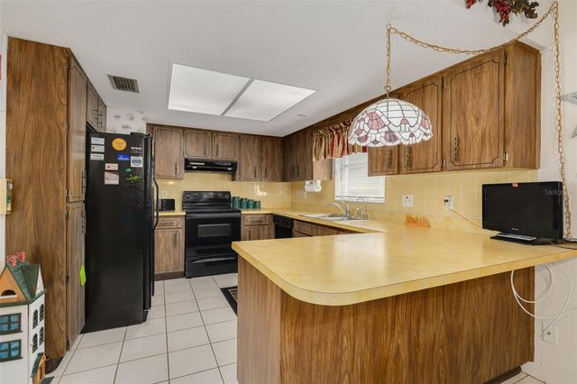 1401 CARA DRIVE 1401, Largo, FL 33771