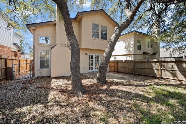 9311 Gillcross, San Antonio, TX 78250