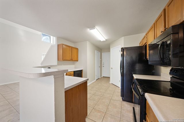 9311 Gillcross, San Antonio, TX 78250