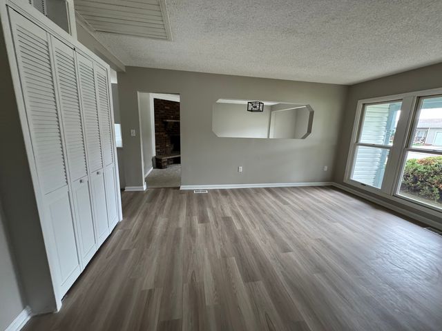 205 Linden Avenue, Romeoville, IL 60446