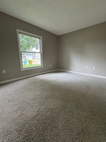 205 Linden Avenue, Romeoville, IL 60446