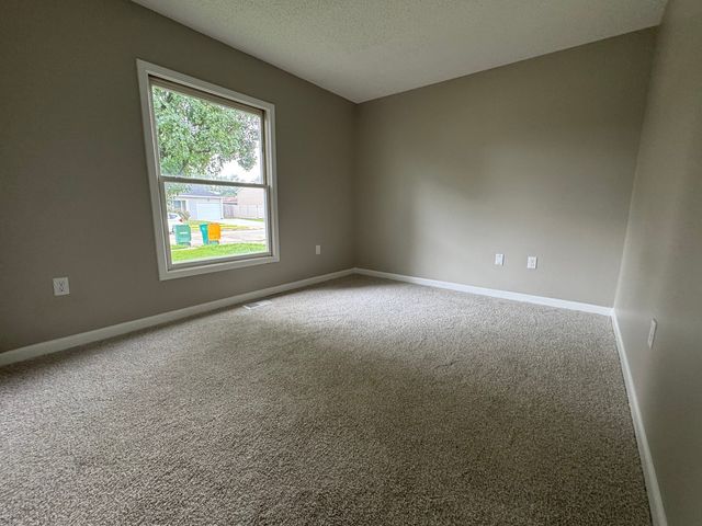 205 Linden Avenue, Romeoville, IL 60446