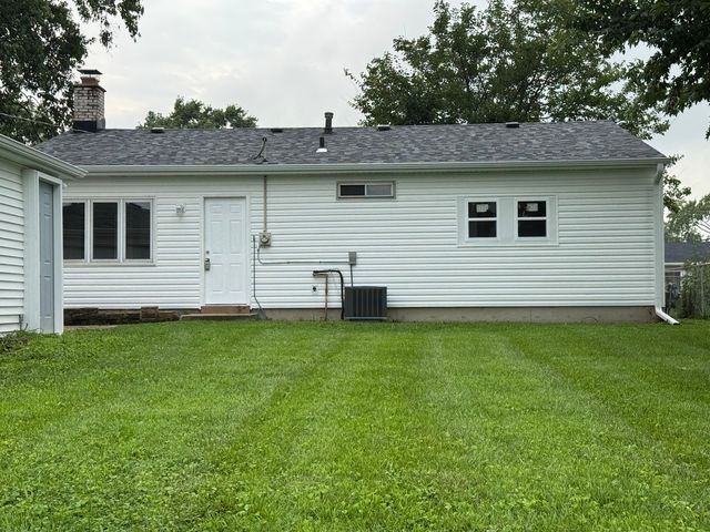 205 Linden Avenue, Romeoville, IL 60446