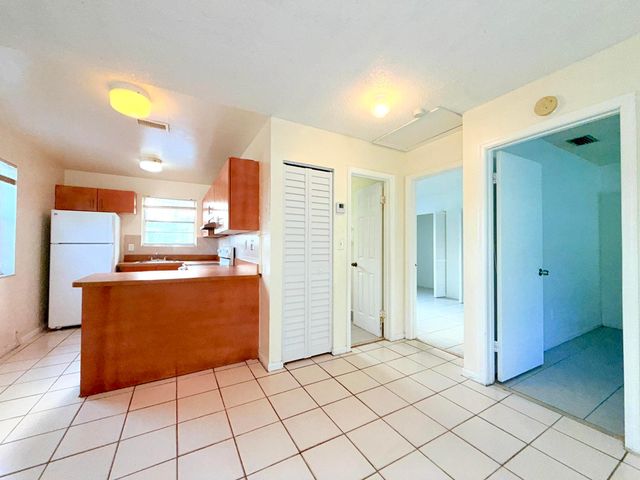 800 NE 14th Street, Fort Lauderdale, FL 33304