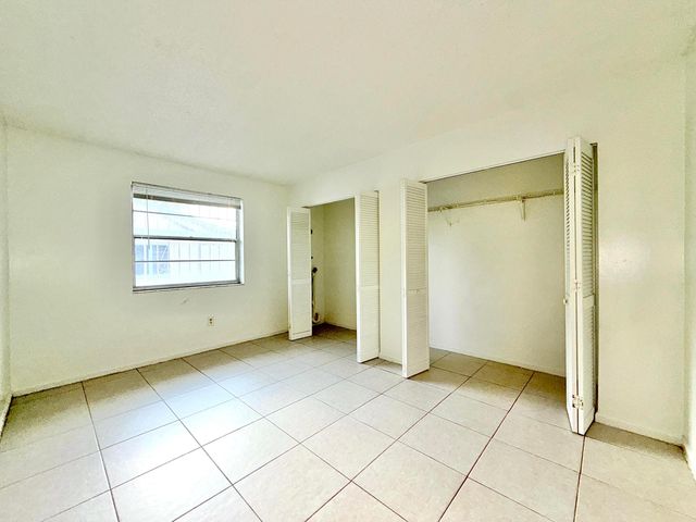 800 NE 14th Street, Fort Lauderdale, FL 33304