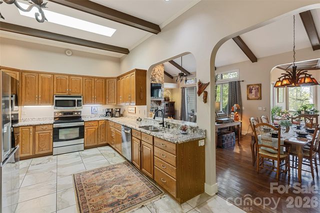 21 Laurel Wood Court, Sapphire, NC 28774