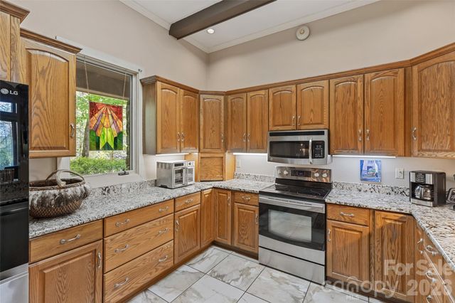 21 Laurel Wood Court, Sapphire, NC 28774