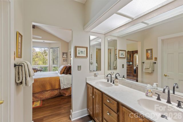 21 Laurel Wood Court, Sapphire, NC 28774