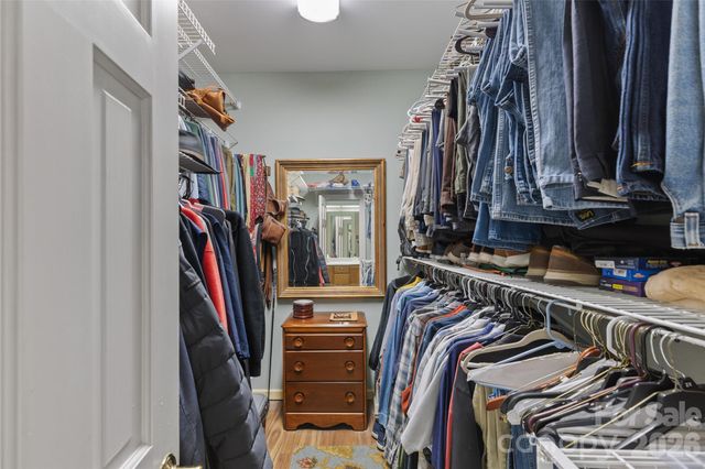 21 Laurel Wood Court, Sapphire, NC 28774