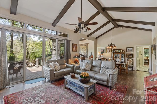 21 Laurel Wood Court, Sapphire, NC 28774