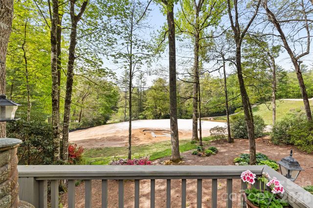 21 Laurel Wood Court, Sapphire, NC 28774