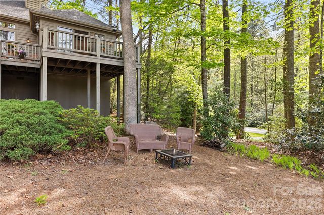 21 Laurel Wood Court, Sapphire, NC 28774