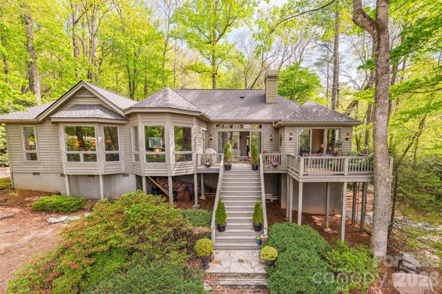 21 Laurel Wood Court, Sapphire, NC 28774