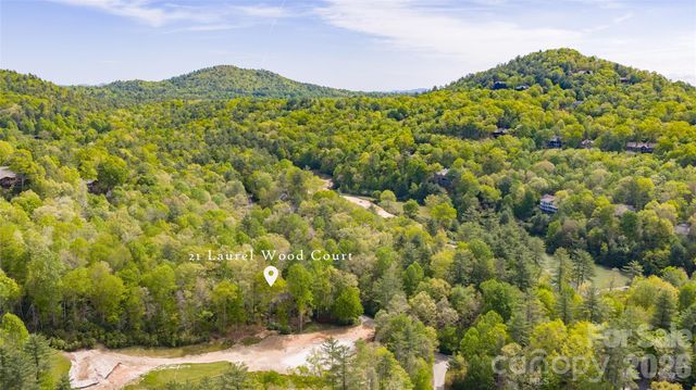 21 Laurel Wood Court, Sapphire, NC 28774