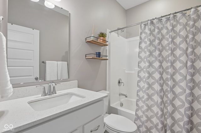 7378 Firestone Road, Whitestown, IN 46075