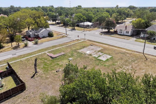 814 & 816 Martin Luther King Boulevard, Corsicana, TX 75110