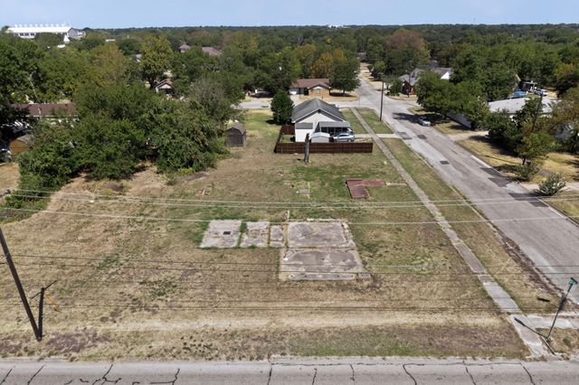 814 & 816 Martin Luther King Boulevard, Corsicana, TX 75110