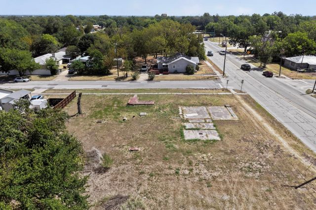 814 & 816 Martin Luther King Boulevard, Corsicana, TX 75110