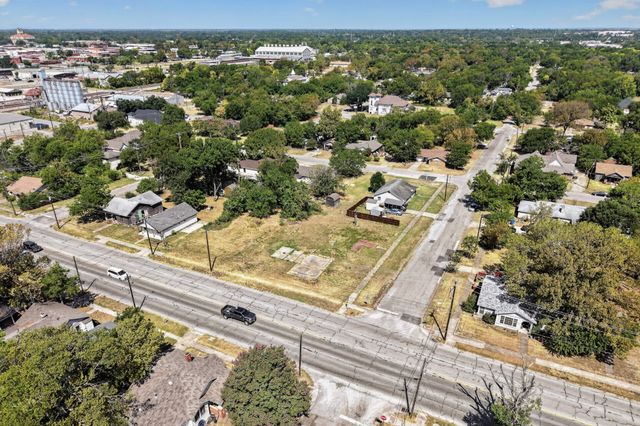 814 & 816 Martin Luther King Boulevard, Corsicana, TX 75110