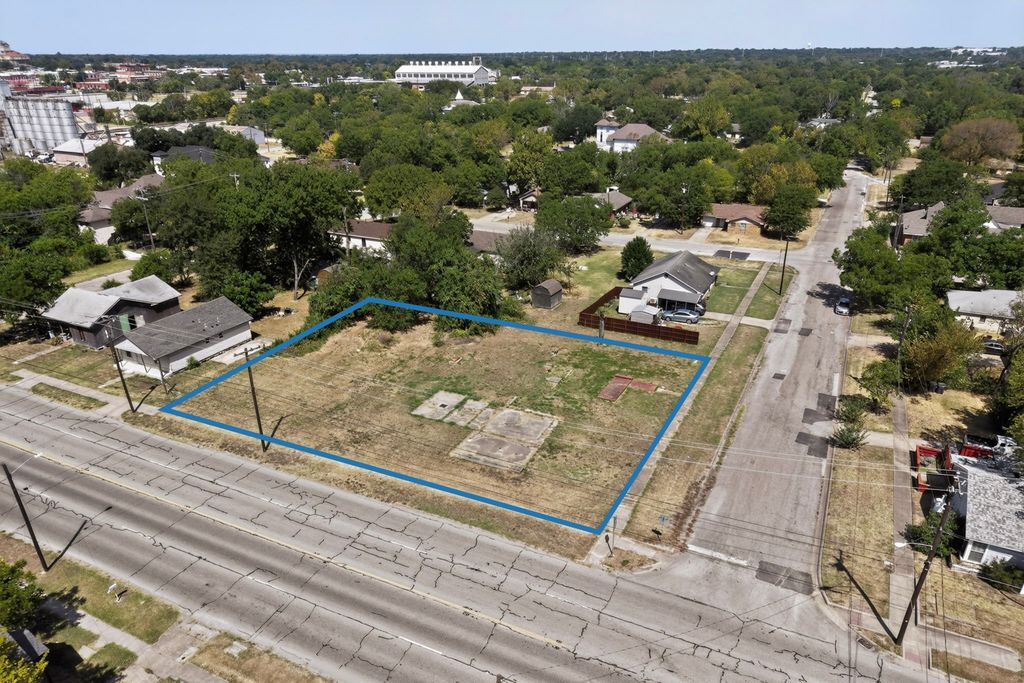 814 & 816 Martin Luther King Boulevard, Corsicana, TX 75110