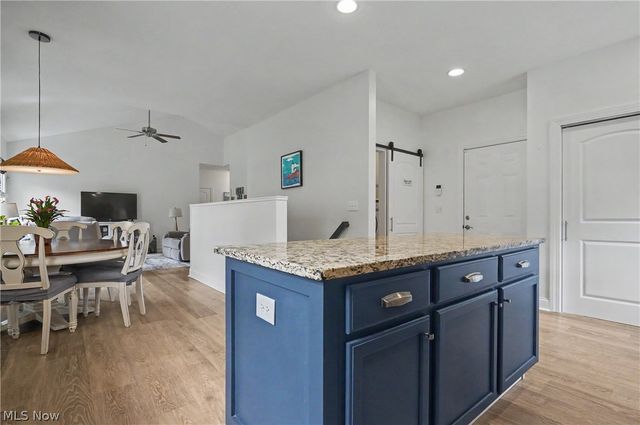 120 Boulder Boulevard, Peninsula, OH 44264