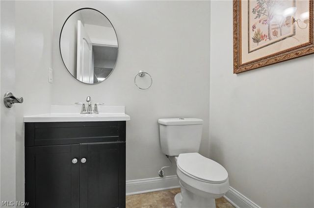 120 Boulder Boulevard, Peninsula, OH 44264