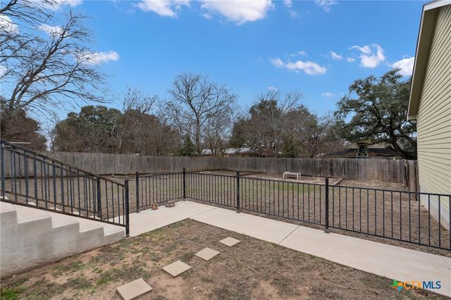 808 N Water Street, Burnet, TX 78611