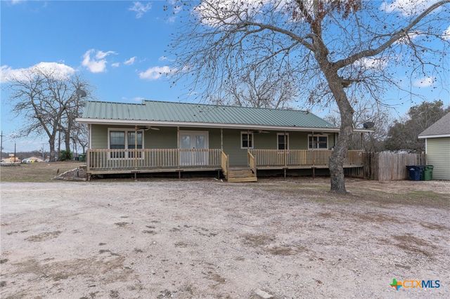 808 N Water Street, Burnet, TX 78611