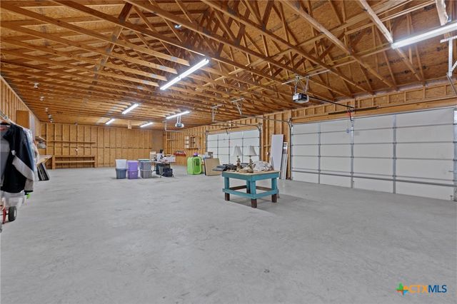 808 N Water Street, Burnet, TX 78611