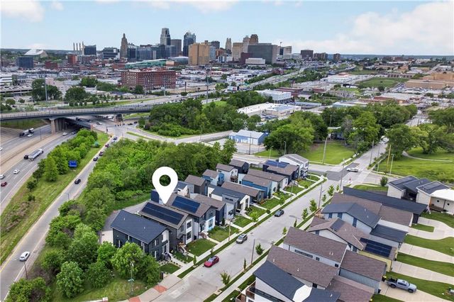 2246 Tracy Avenue, Kansas City, MO 64108